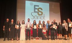 ES SANAT KİŞİSEL GELİŞİM KURSU SAHNE ZAMANI DEDİ