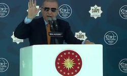 Cumhurbaşkanı Erdoğan Malazgirt'te... Yönünü Ankara'ya dönen kazanır