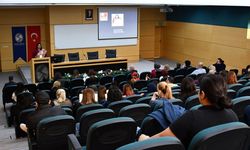 Yapay Zeka İnsanın Yerini Tutmaz, Anlamayı Kolaylaştırır