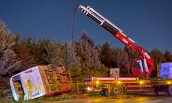 Gebze’de İşçi Taşıyan Midibüs Devrildi: 1’i Ağır 8 Yaralı