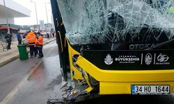Sancaktepe’de 5 aracın karıştığı zincirleme kazada 5 kişi yaralandı