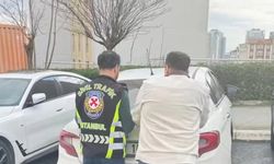 Esenyurt’ta trafikte cam kırarak saldıran sürücü yakalandı