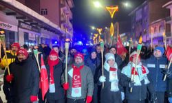 Sarıkamış Şehitleri İçin Eksi 23 Derecede Meşaleli Yürüyüş