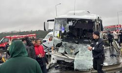 Başakşehir’de Polis Servisi Kaza Yaptı: 30 Yaralı