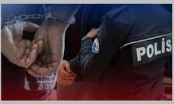 Mersin’de silahlı kavga: Yoldan geçen genç kız hayatını kaybetti