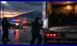 Çankırı’da bir TIR’da 75 Düzensiz Göçmen Yakalandı