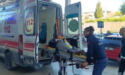 Adana’da işçi servisi devrildi: 17 kişi yaralandı