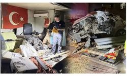 Direğe çarpan otomobilin motoru barakaya girdi