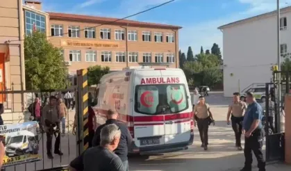 Manisa’da Okul Önünde Silahlı Saldırıda 8 Öğrenci Yaralandı