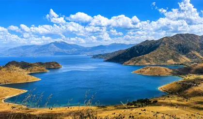 Van Gölü’nün saklı güzelliği milli park oldu