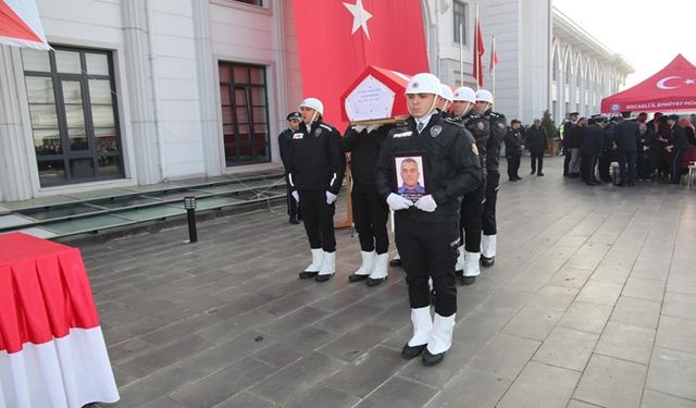 Hayatını kaybeden polis memuru törenle son yolculuğuna uğurlandı!