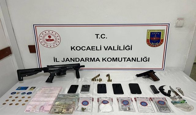 Jandarma'dan Gebze'de operasyon!
