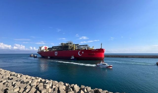 Türkiye’nin İlk Yüzer Doğal Gaz Platformu Osman Gazi Filyos Limanı’nda!