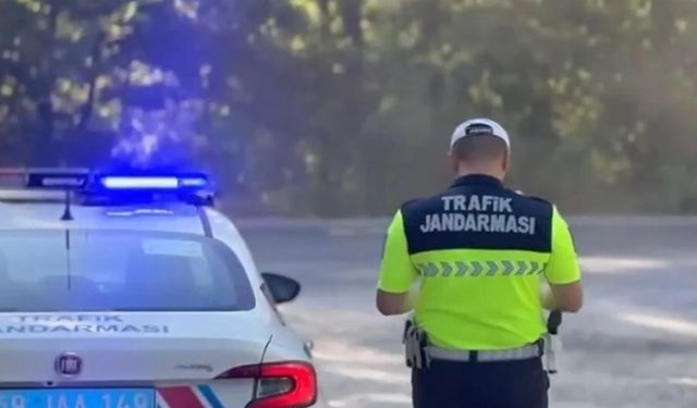 Bayram tatilinin ilk 3 gününde 2 bin 238 trafik kazasında 26 can kaybı