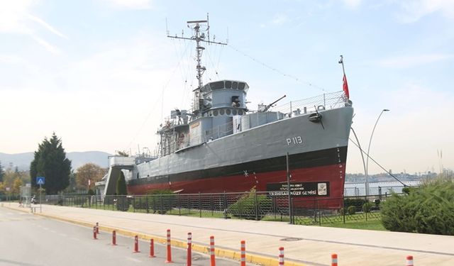 Gölcük'te Yarhisar müze geminin ziyaret günlerine ayar