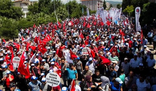 Türk-İş Sendikası’nın grev kararı 60 gün ertelendi