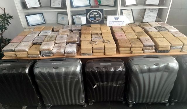 Sınır Kapısı’nda Diplomatik Cipte 205 Kilo Kokain Ele Geçirildi