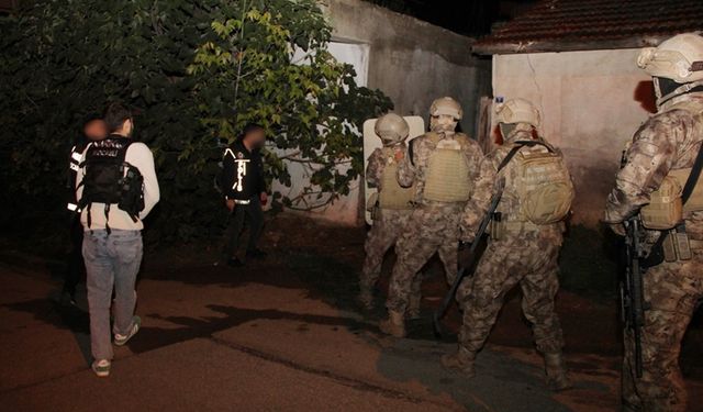 Kocaeli’de Dev Uyuşturucu Operasyonu: 124 Sokak Satıcısı Çökertildi