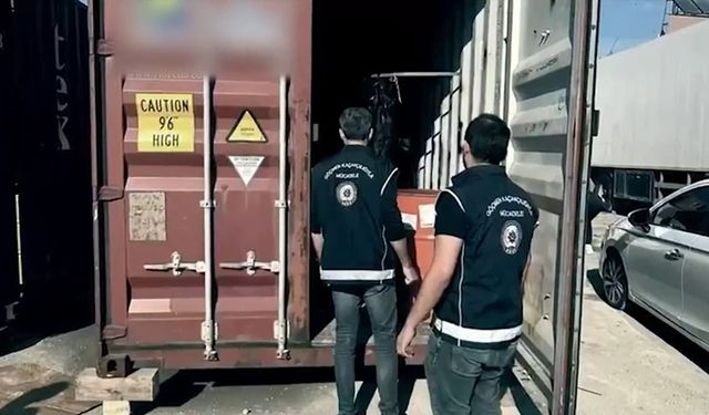 Mersin Limanı’nda göçmen kaçakçılığı operasyonu: 13 gözaltı