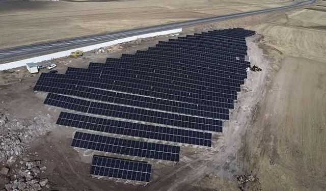 Kars İl Özel İdaresi 60 milyon liralık GES elektrik üretimine başladı