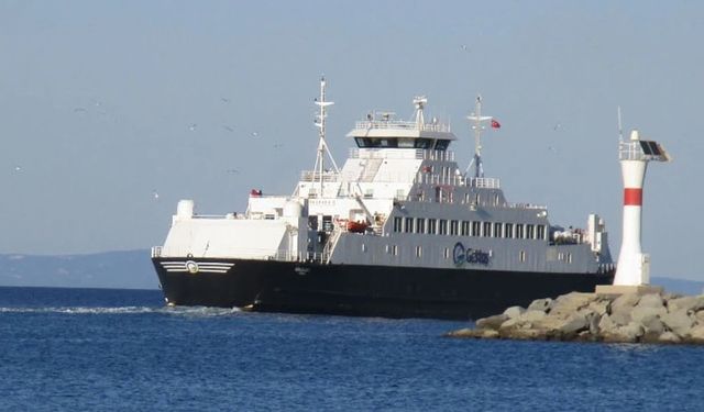 Fırtına nedeniyle Gökçeada ve Bozcaada seferlerine bir gün ara verildi