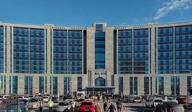 İstanbul Adliyesi’nde silahlı saldırı: Kadın hâkim ağır yaralandı