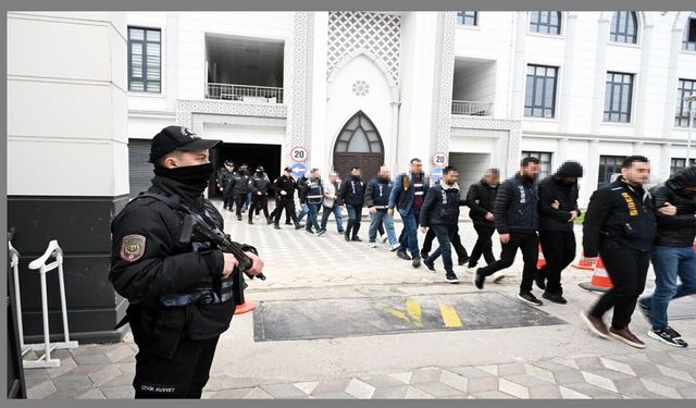 Sahte Çağrı Merkeziyle 105 Milyonluk Vurgun: 18 Kişi Tutuklandı