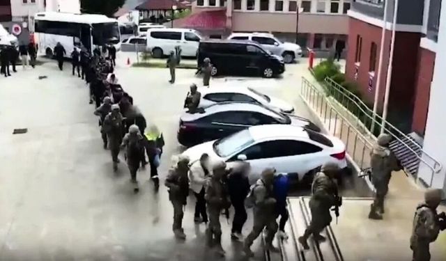 Artvin merkezli 22 ilde operasyon 32 şüpheli yakalandı