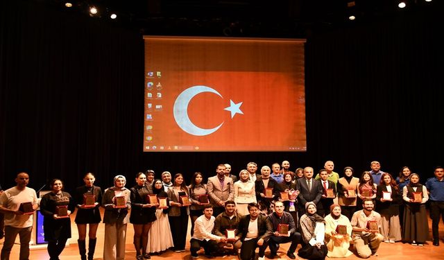SAU’de Gençlik ve Gönüllülük Zirvesi Düzenlendi