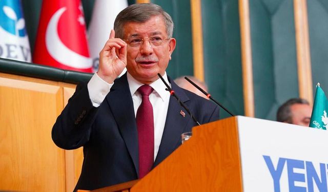 Gelecek Partisi Kapanıyor: Ahmet Davutoğlu Siyasetten Çekilme Kararını Açıkladı