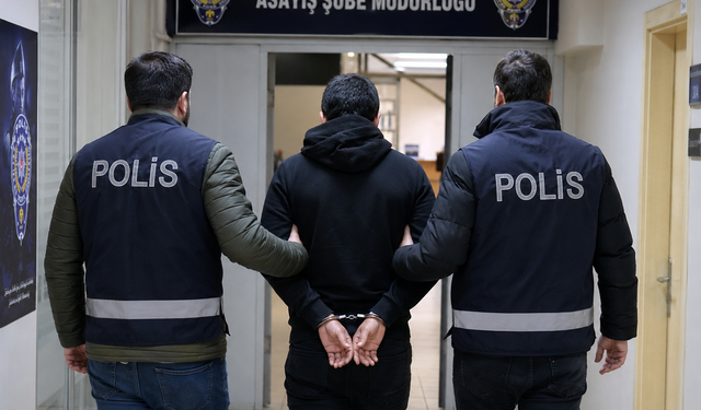 İstanbul’da Kamu Görevlilerinin De Dahil Olduğu Suç Örgütüne Darbe: 37 Gözaltı