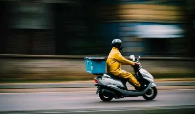 Kocaeli’de motosiklet ve kuryelerin trafiğe çıkması yasaklandı!