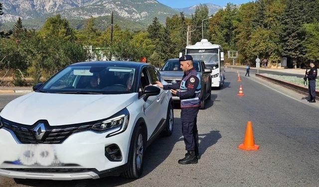 İçişleri Bakanlığı Aranan Şahıslar Uygulaması Sonuçları: 912 Hükümlü Yakalandı