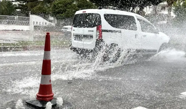 İstanbul'daki sel felaketinde can kaybı 6'ya yükseldi