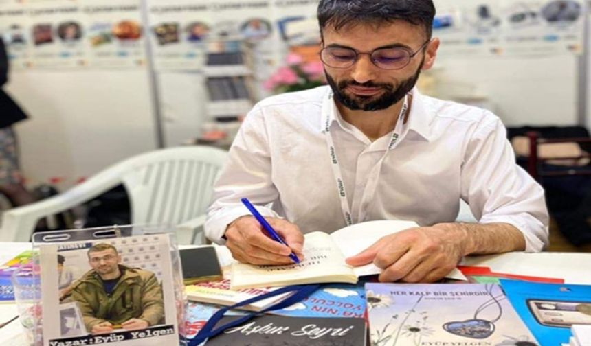 Darıcalı Yazar Eyüp Yelgen'den Çocuklar İçin Anlamlı İmza Günü