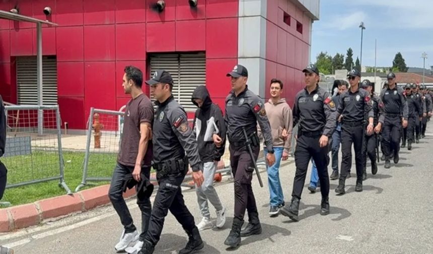 Gaziantep Merkezli FETÖ Operasyonunda 77 Kişi Tutuklandı!