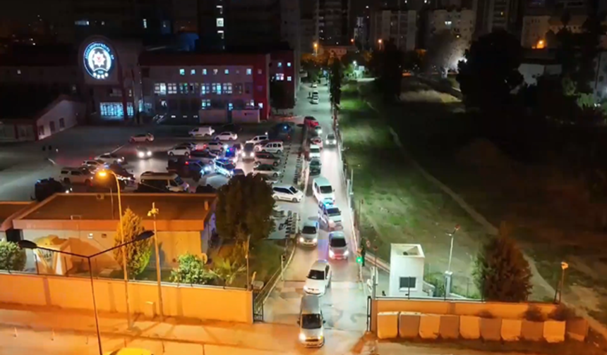 Adana Merkezli Uyuşturucu Operasyonunda 825 Kilo Eroin Ele Geçirildi