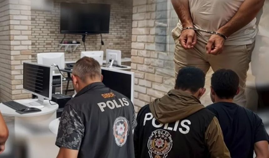 20 ilde 55 'Siber' gözaltı! 23 şüpheli tutuklandı!