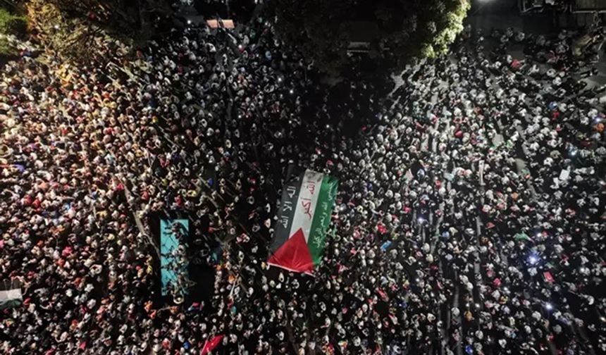 İstanbul’da “Gazze’ye Umut Işığı Ol” yürüyüşüne yoğun ilgi