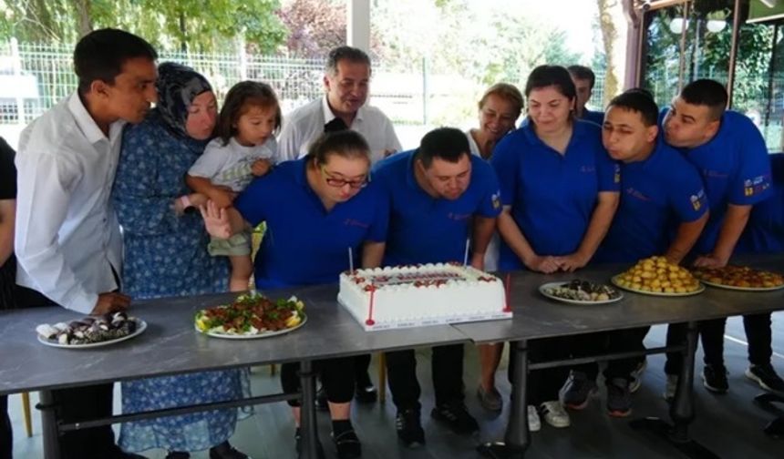 Düzce’de Kusursuz Kafe 9 yaşında