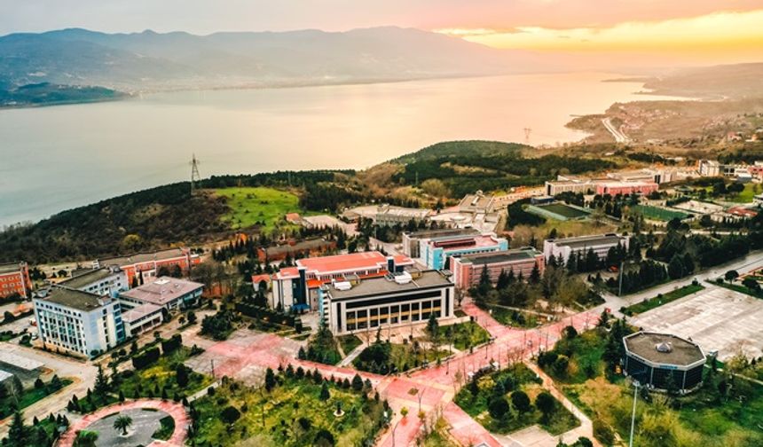 Prof. Dr. Hamza Al “Geleceğin Dünyasını Şekillendirecek Bireyleri Yetiştirmeye Devam Edeceğiz”