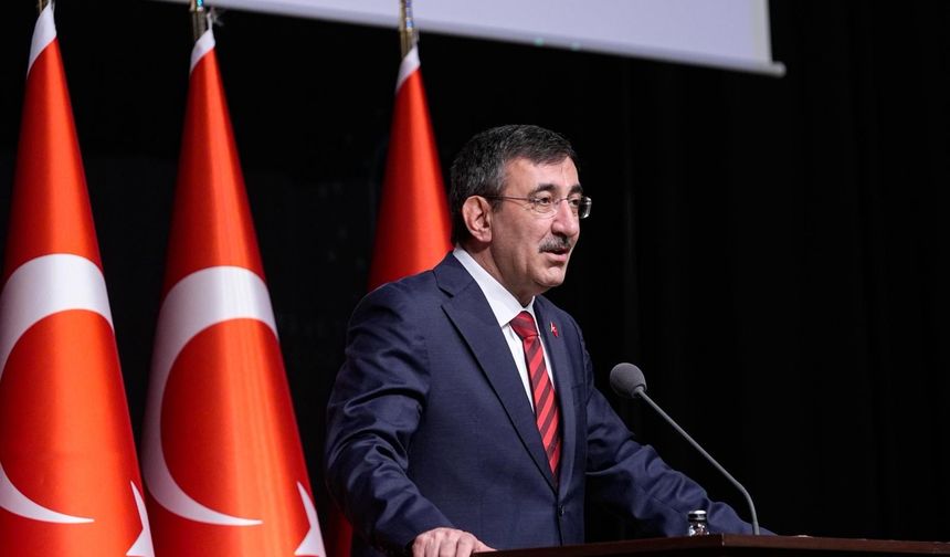 Cevdet Yılmaz: Dijital dönüşüm, siber güvenlik ve dijital kimlik altyapılarıyla tamamlanacak