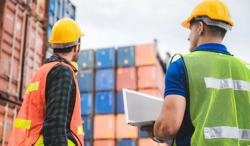 Gümrük işlemlerinde ceza ve fazla çalışma ücretleri artırıldı