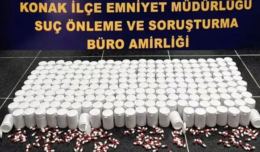 İzmir’de dev uyuşturucu operasyonu: 450 bin hap ele geçirdi