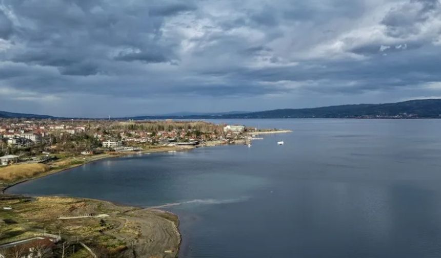 Sapanca Gölü'ne 'koruma' kalkanı!