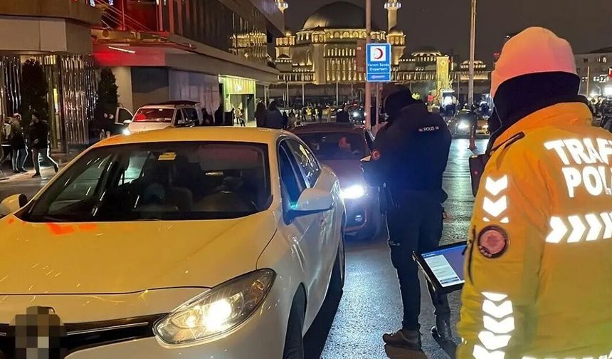 İstanbul’da dev huzur operasyonu: 1065 gözaltı