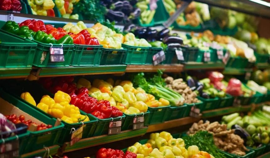 Sebze ve meyvede fahiş fiyata 96,6 milyon liralık ceza