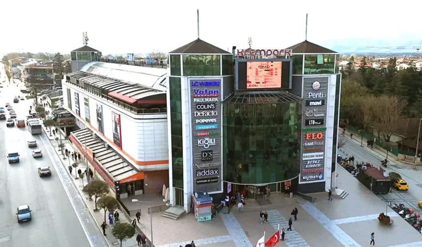 Düzce’de Krempark AVM'ye mühür!