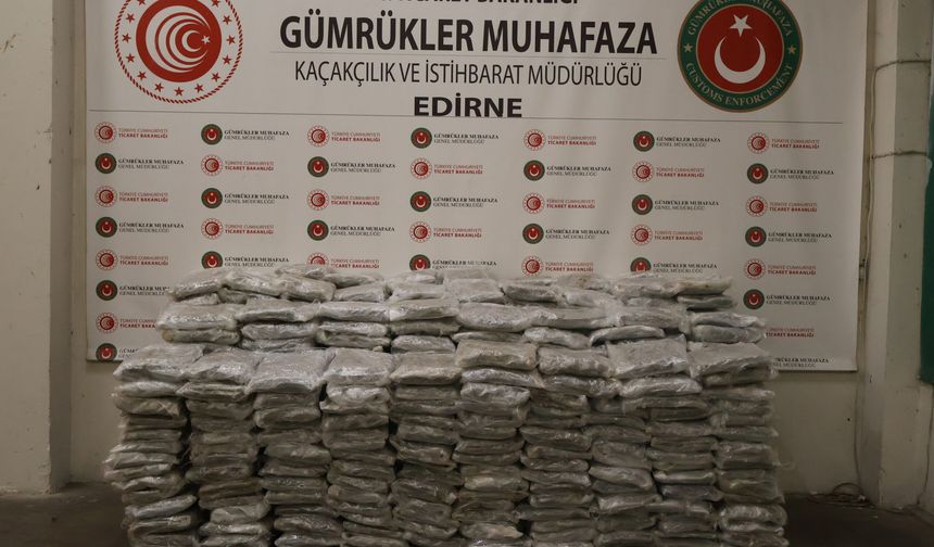 Gümrük Muhafaza Ekiplerinden Kaçakçılığa Dev Darbe