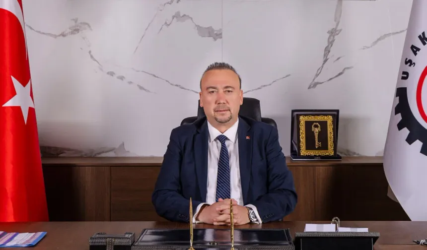 Görevden uzaklaştırılan CHP'li Uşak Belediye Başkanı Özkan Yalım partisinden ihraç edildi